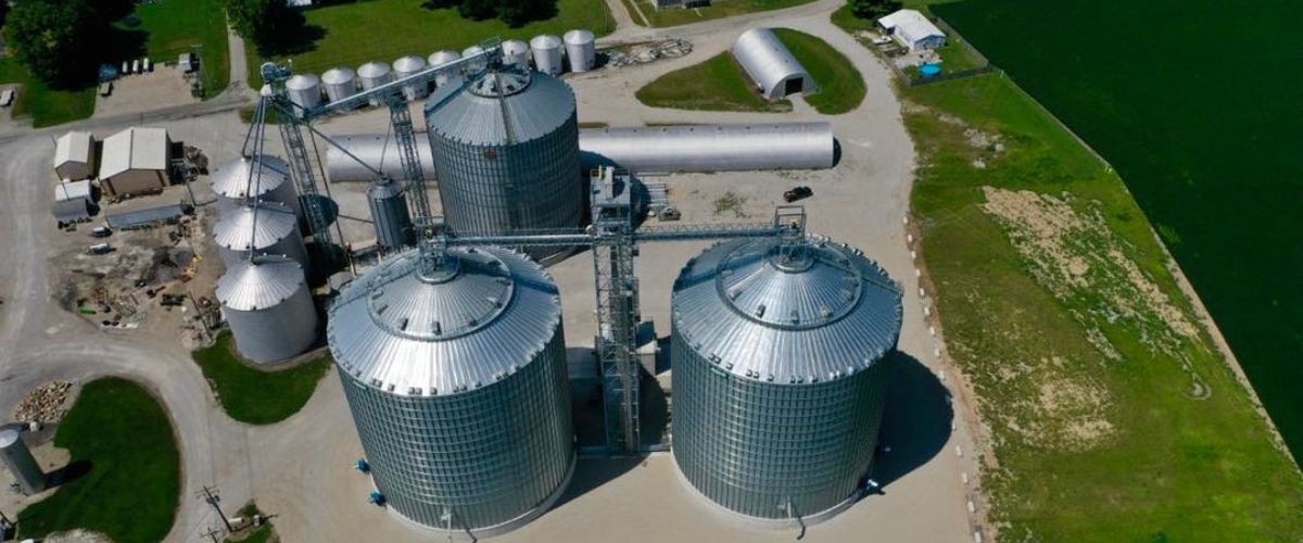 drone photo of TGM grain bins