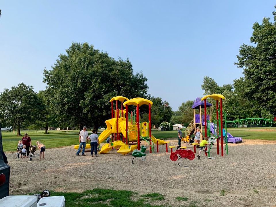 Children enjoying the jungle gym